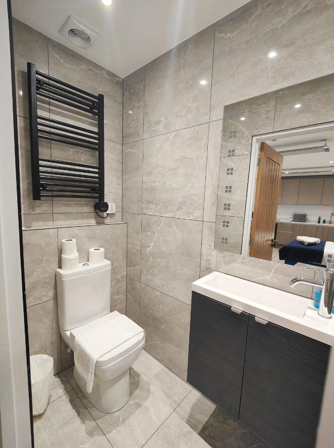 Additional image 4 of 2 Osmond road