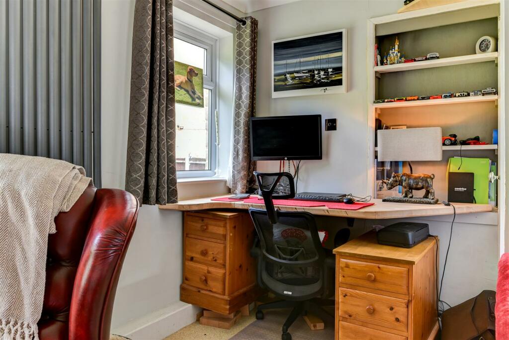 Additional image 8 of Farnefold Road, Steyning