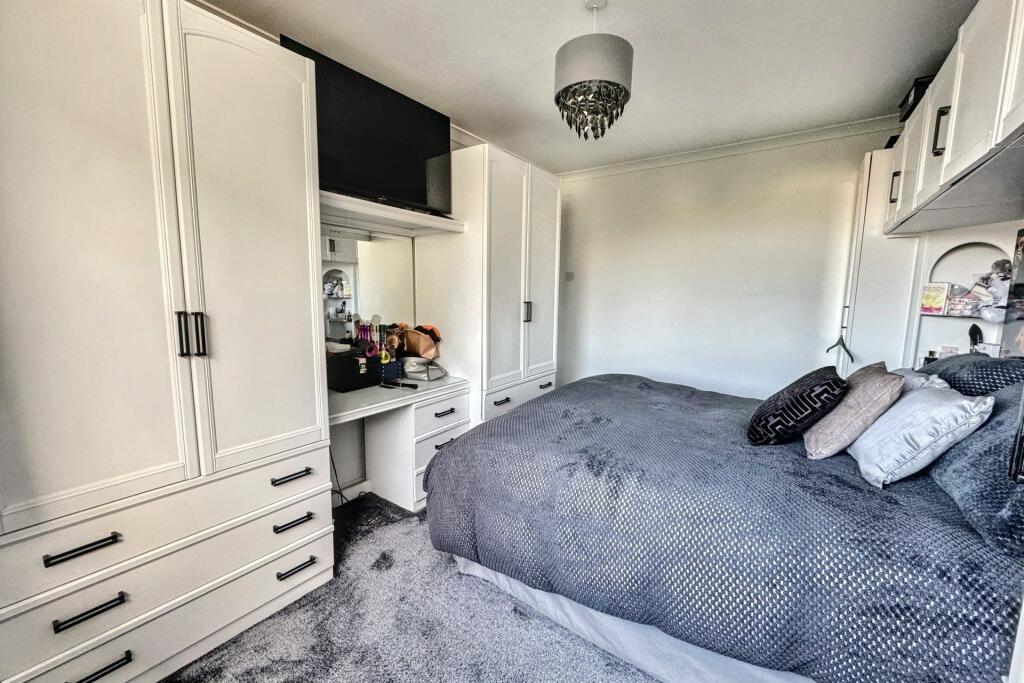 Additional image 9 of Ferndown