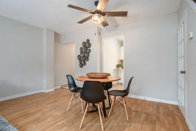 Additional image 17 of 162 Jansen Ave Unit 21