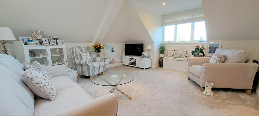 Additional image 10 of Becton Lane