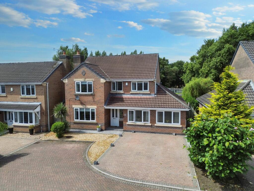 Additional image 3 of Castle Hey Close, Bury, BL9