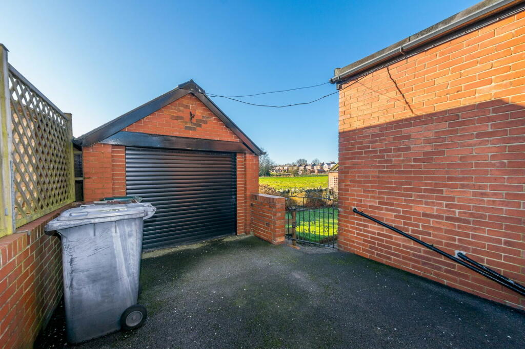 Additional image 26 of Halifax Road, Cleckheaton, BD19