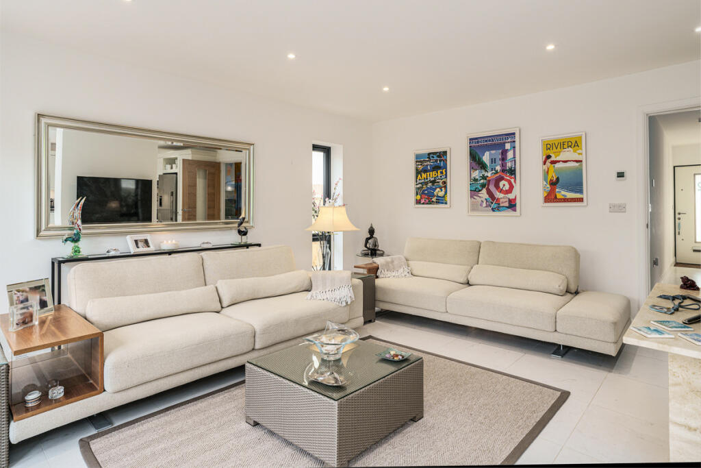 Additional image 20 of Pebble Lane, Ferring, BN12