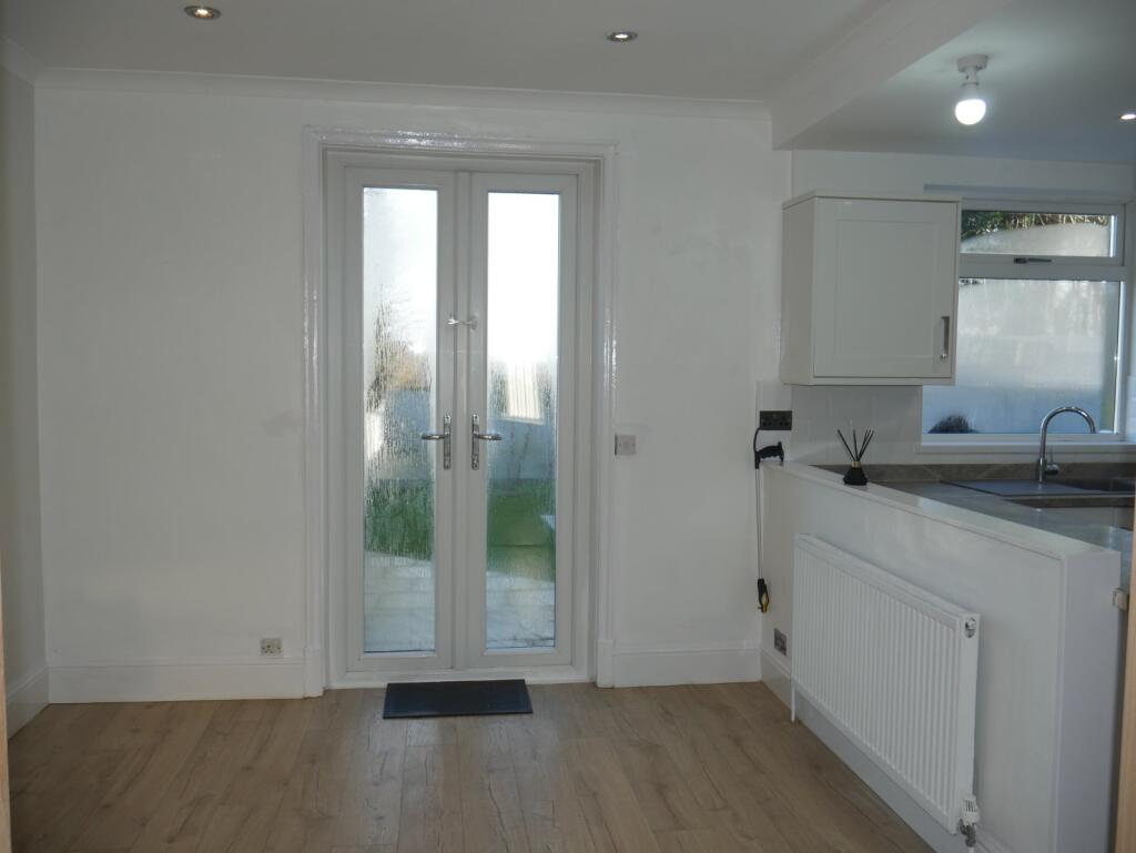 Additional image 4 of Leafield Crescent, Bradford, West Yorkshire, BD2