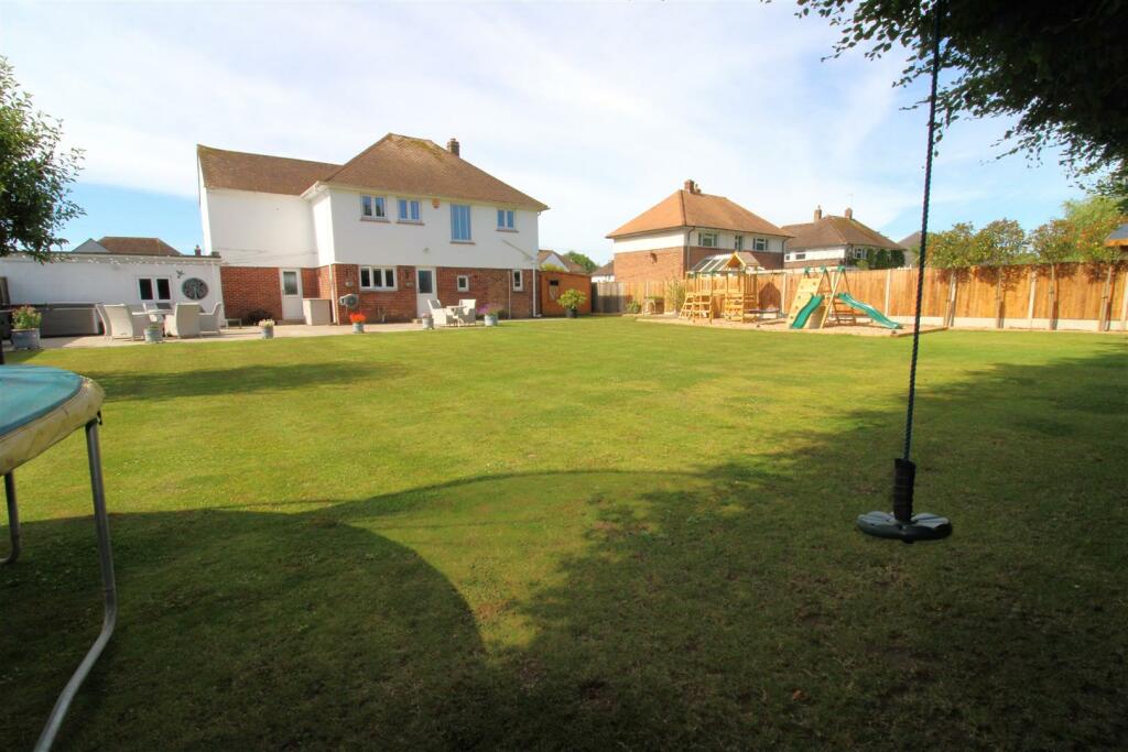 Additional image 28 of Peregrine Road, Littlehampton