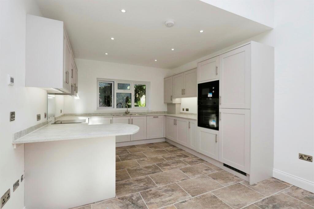 Additional image 7 of The Drive, Hellingly, Hailsham