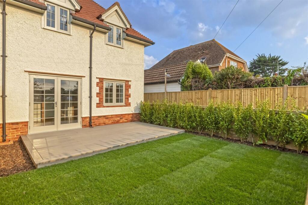 Additional image 29 of East Avenue, Goring-By-Sea, BN12 4DD