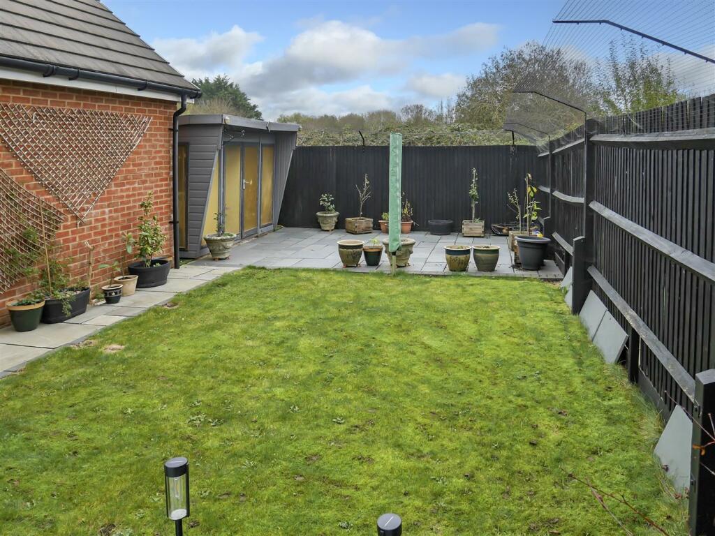 Additional image 13 of Ernest Fitches Way, Littlehampton