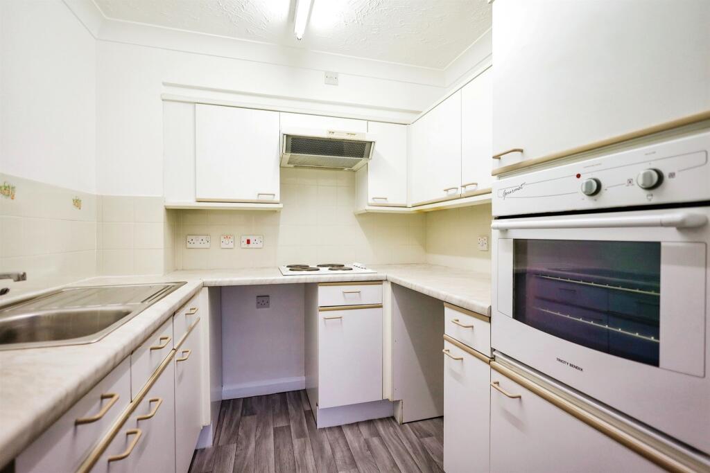 Additional image 11 of Bellbanks Road, Hailsham