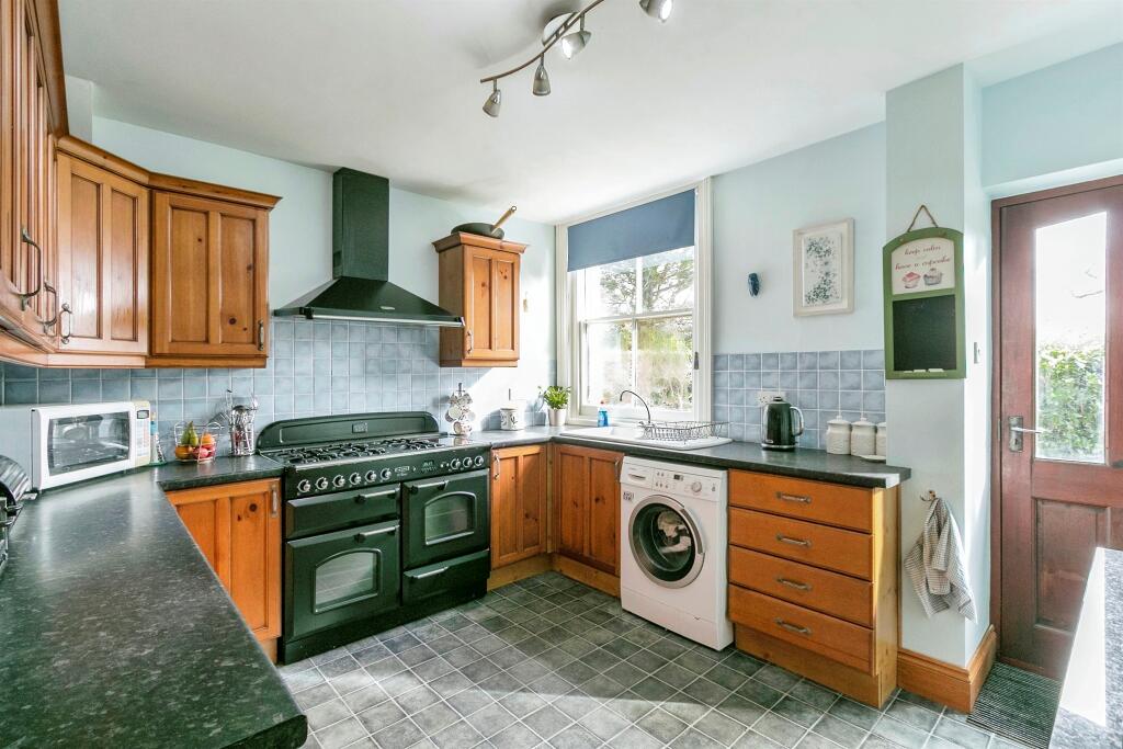 Additional image 5 of Higher Blandford Road, Broadstone