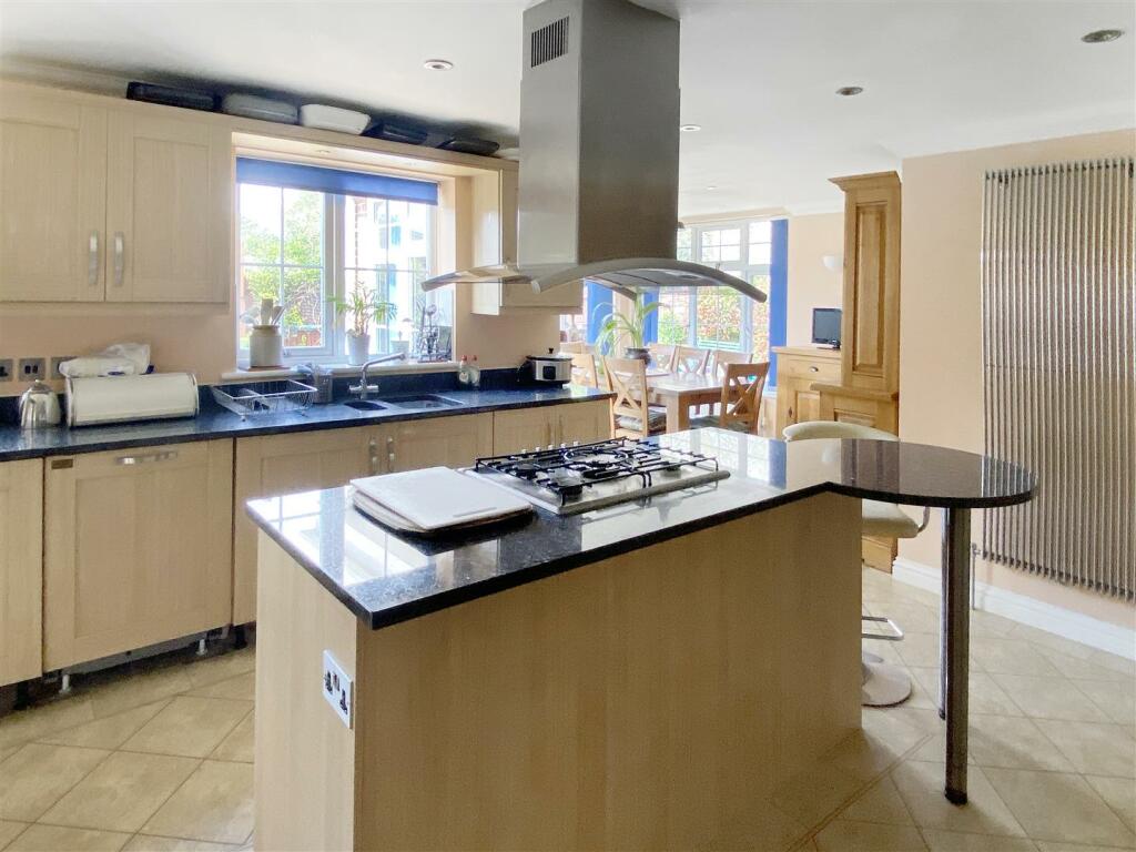 Additional image 7 of Sea Lane, East Preston