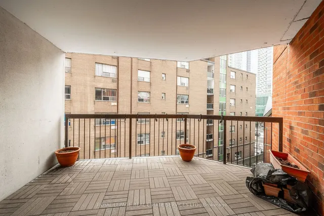 Additional image 10 of 77 Maitland Pl Unit 406