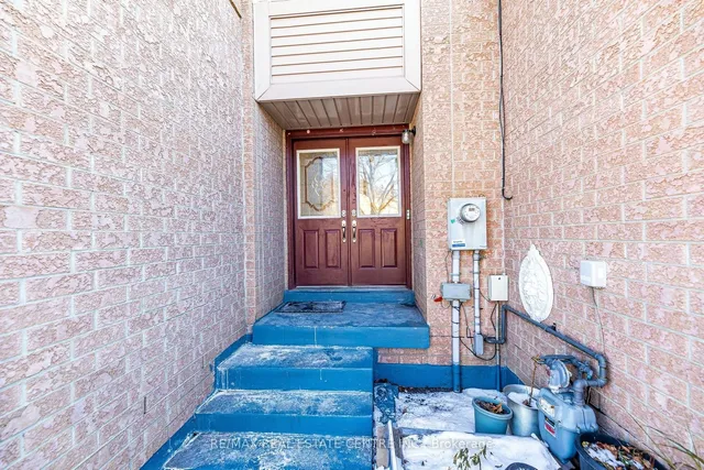 Additional image 36 of 43 Goldenlight Circ