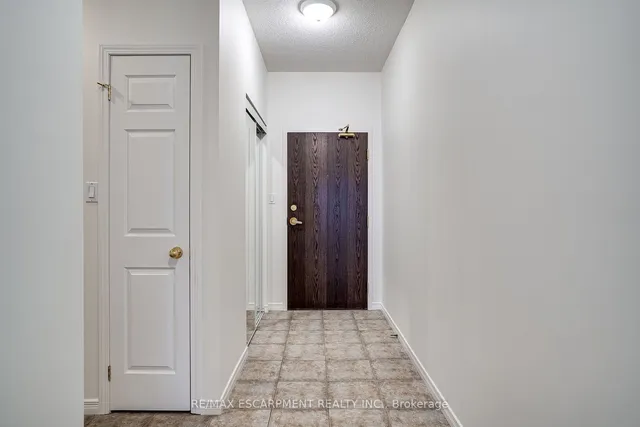 Additional image 12 of 1000 CREEKSIDE Dr Unit 605