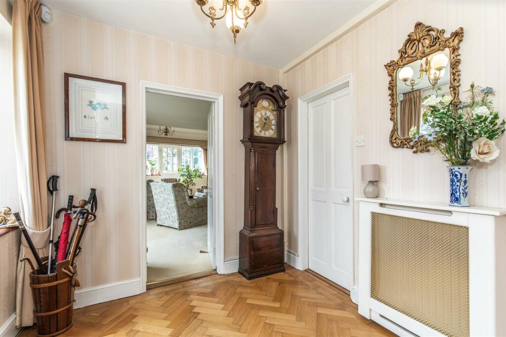 Additional image 4 of Manor Way, Eastbourne, BN20 9BN