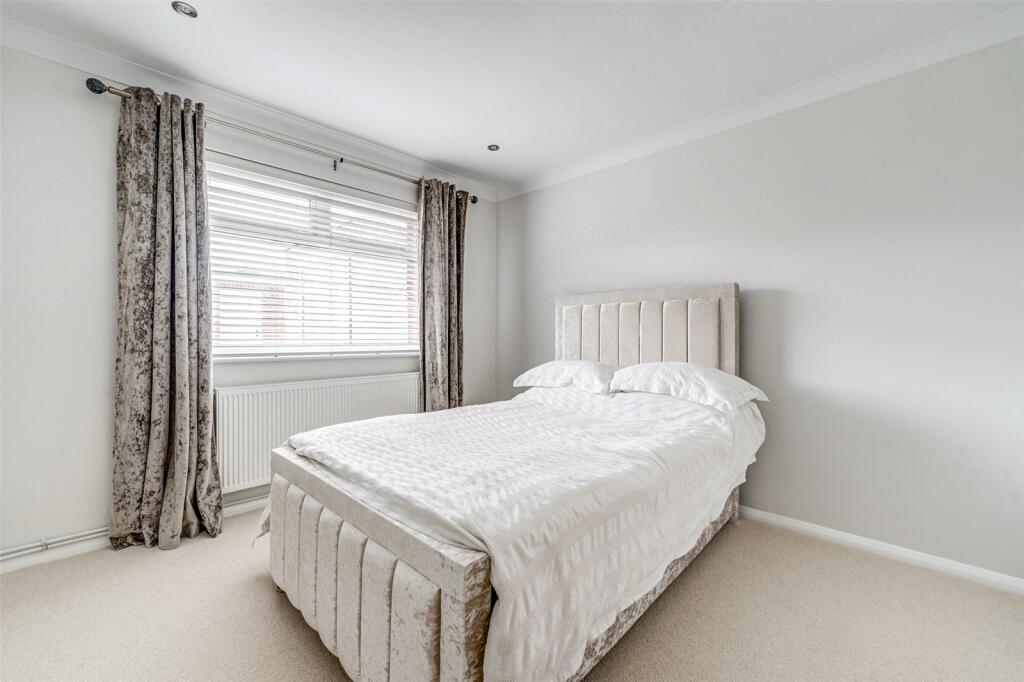 Additional image 18 of Eastergate Close, Goring-by-Sea, Worthing, West Sussex, BN12