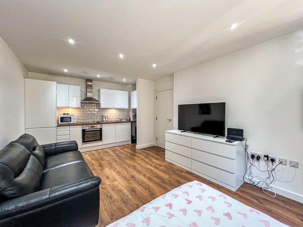 Additional image 12 of Strand Parade, Goring-By-Sea, Worthing
