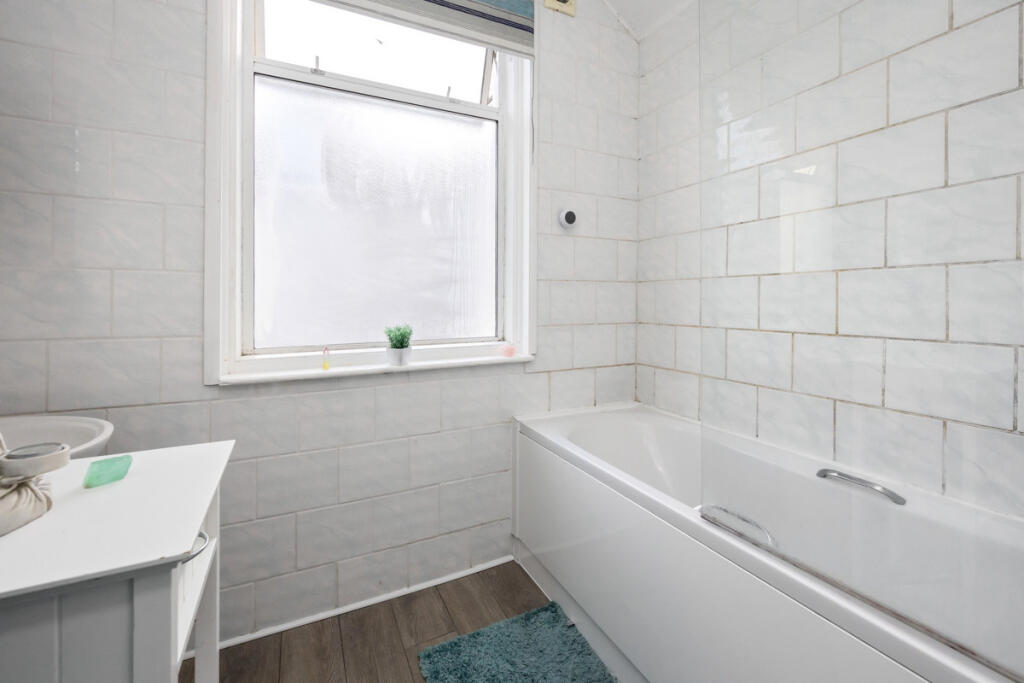 Additional image 7 of Western Road, Eastbourne, BN22