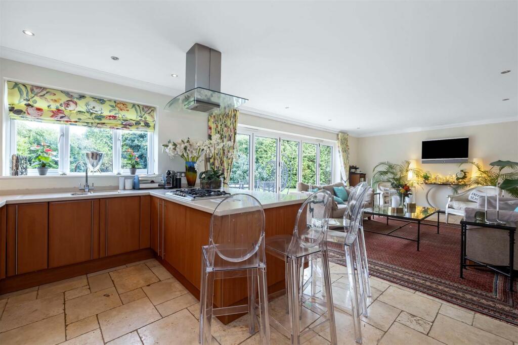 Additional image 32 of Ashurst Close, Goring-By-Sea