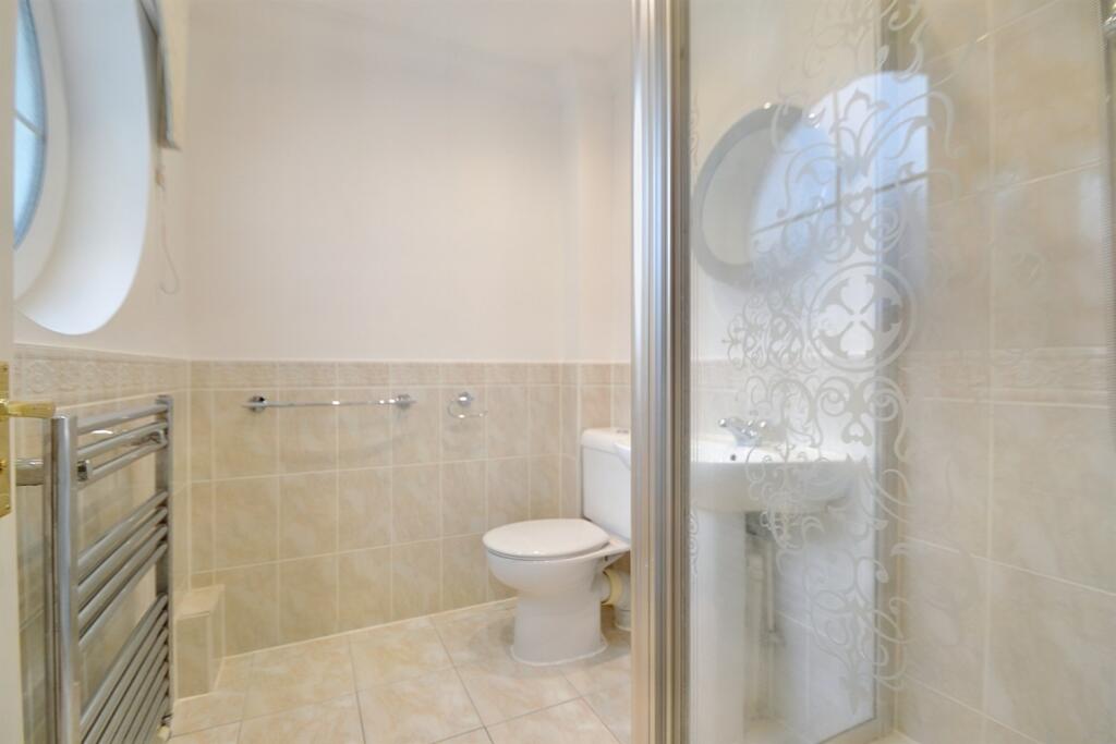 Additional image 11 of Alum Chine