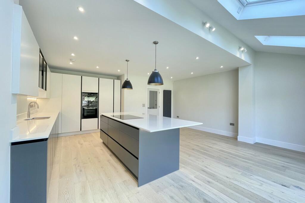 Additional image 8 of Maple House, Broadway Lane, Throop, Bournemouth, BH8