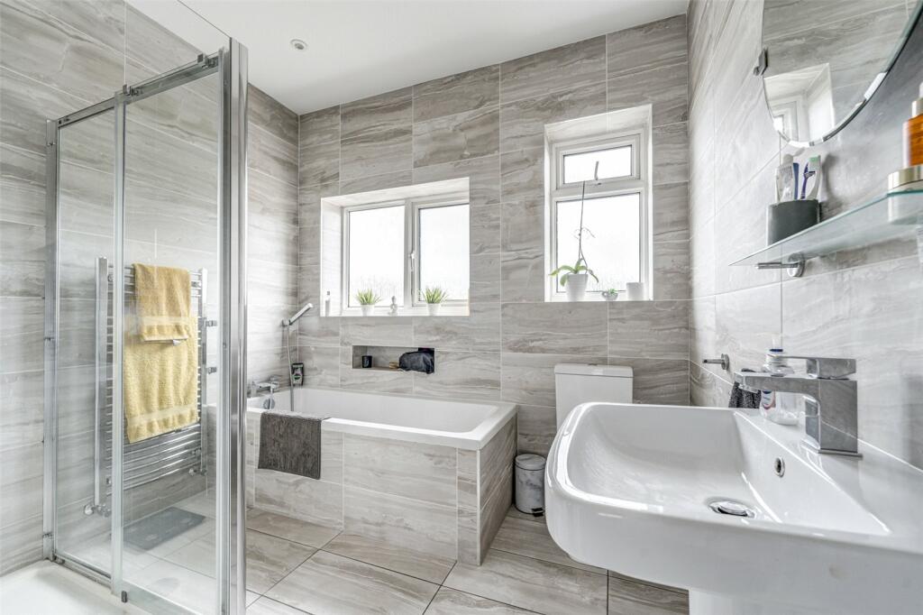 Additional image 10 of Grand Avenue, Worthing, West Sussex, BN11