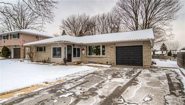 Additional image 4 of 83 Cloverdale Cres