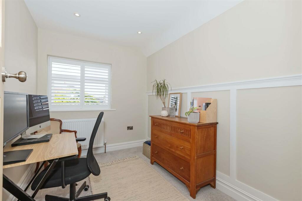 Additional image 11 of Leighton Avenue, Worthing