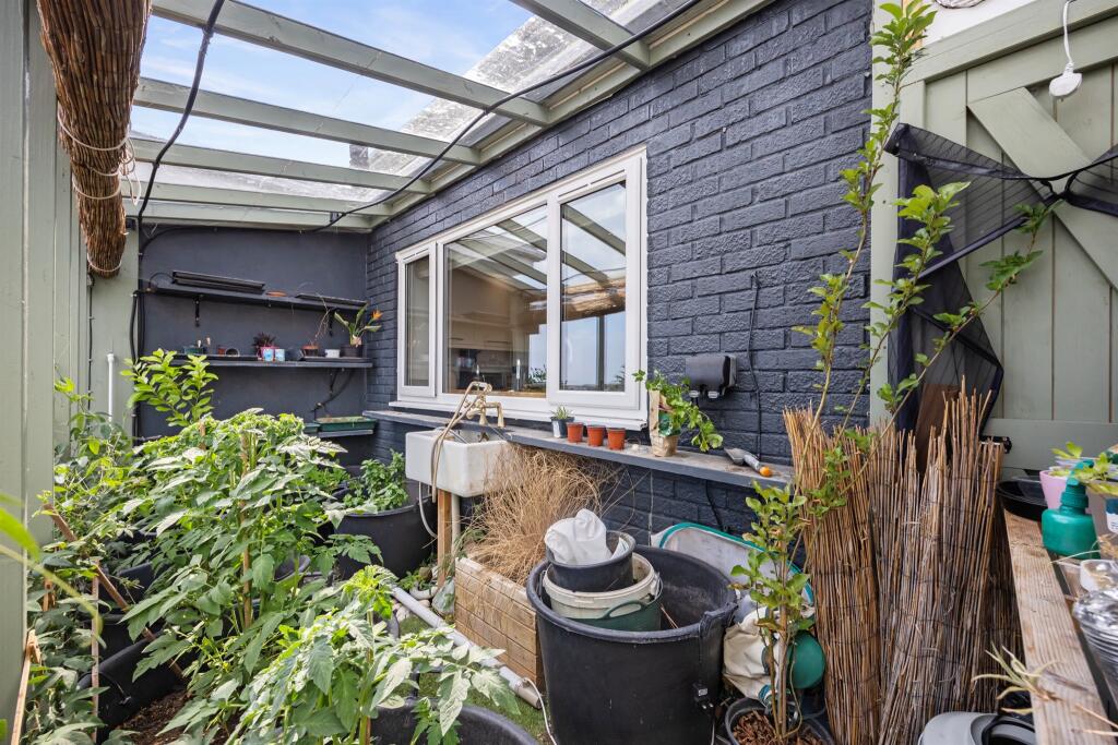 Additional image 25 of Rookery Way, Seaford