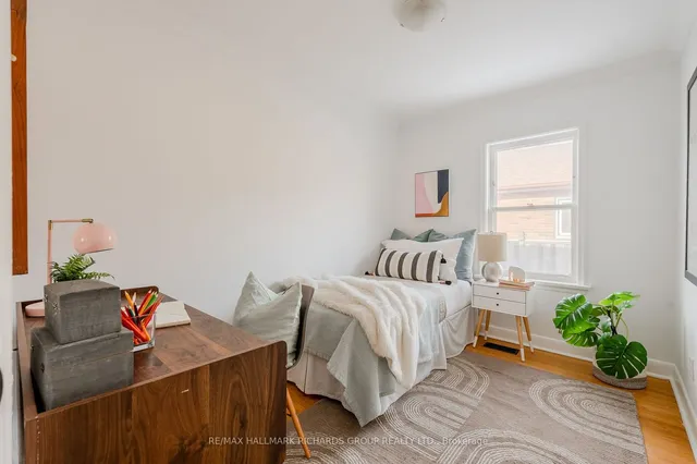 Additional image 10 of 19 Hart Ave