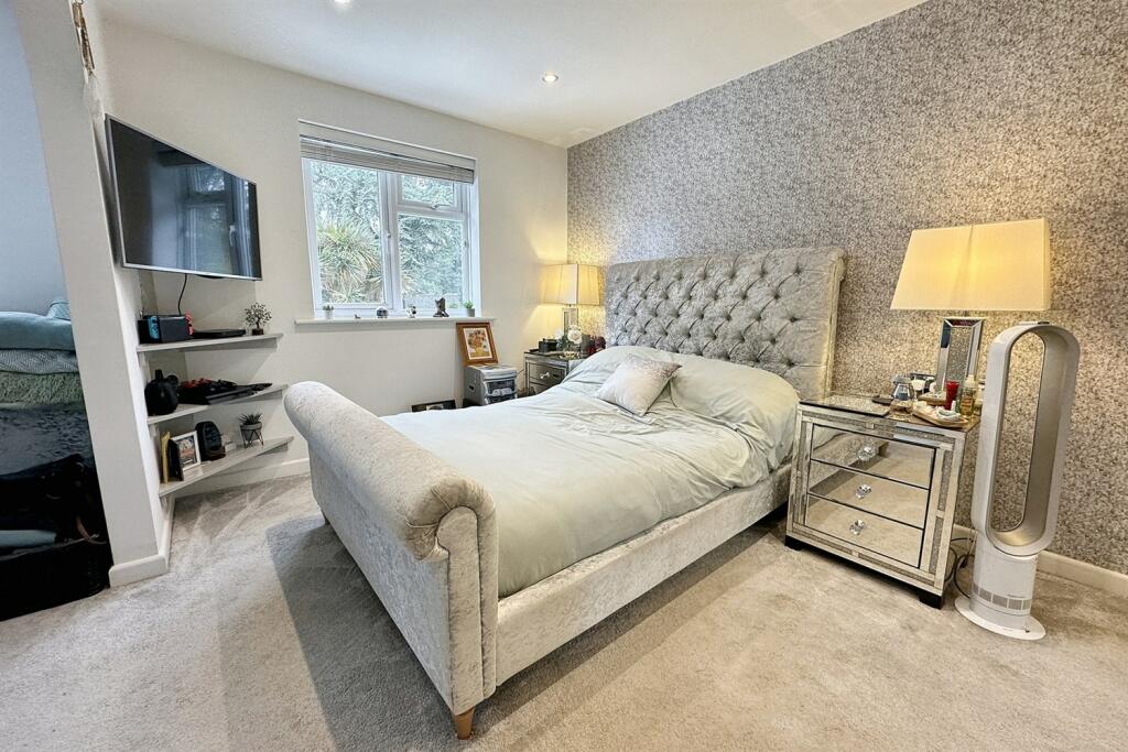 Additional image 28 of Golf Links Road