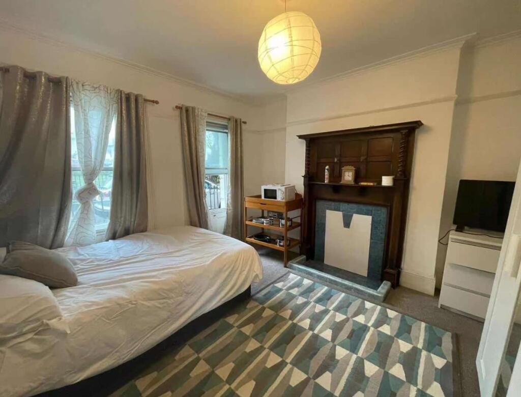 Additional image 2 of 43 Russell Square, Brighton, BN1 2EF, United Kingdom