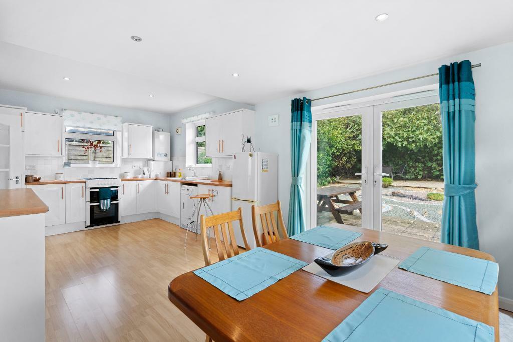 Additional image 9 of Albany Road, Seaford, East Sussex, BN25 2QB