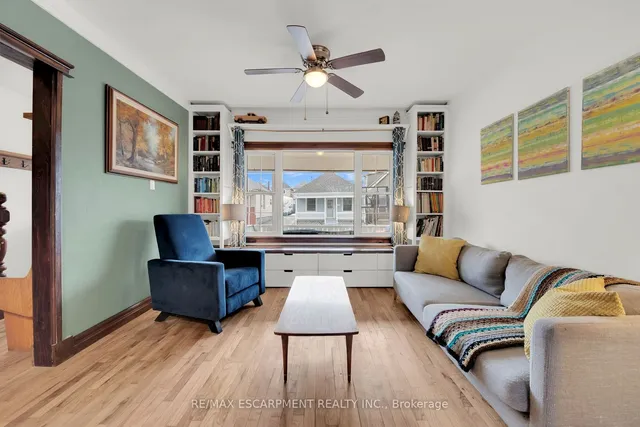 Additional image 23 of 33 Mayflower Ave