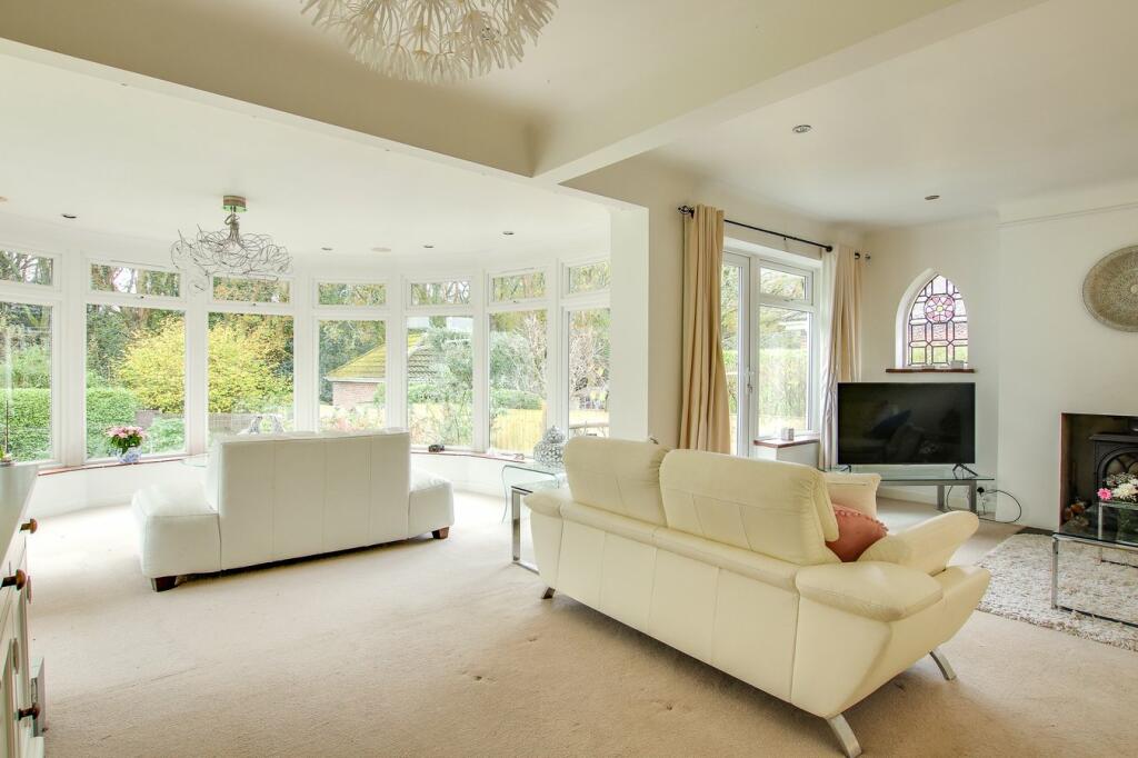 Additional image 7 of Elphinstone Road, Highcliffe, Christchurch, BH23