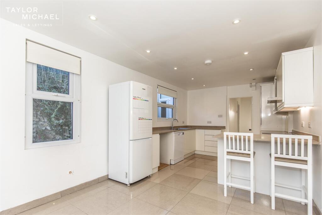 Additional image 18 of Grantham Road, Brighton