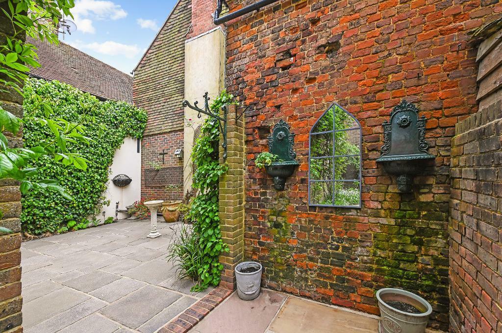 Additional image 25 of Bank Passage, Steyning, West Sussex, BN44 3YA