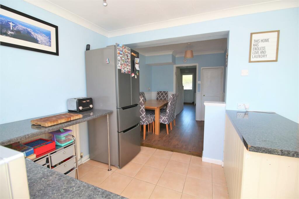 Additional image 6 of Willowdene Close, New Milton, Hampshire, BH25