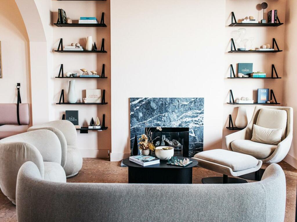 Additional image 18 of Port Hotel, 11-12 Royal Parade, Eastbourne, East Sussex, BN22 7AR