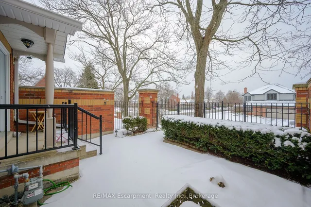 Additional image 26 of 1415 Hazelton Blvd Unit 33