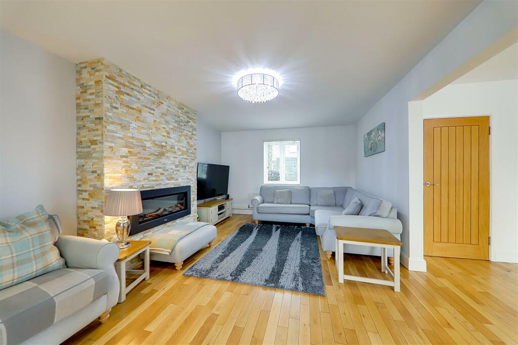 Additional image 34 of Hillside Avenue, Worthing