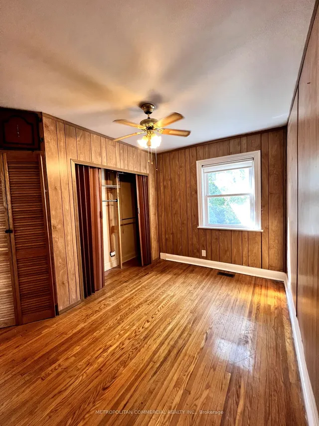 Additional image 7 of 2109 Lawrence Ave