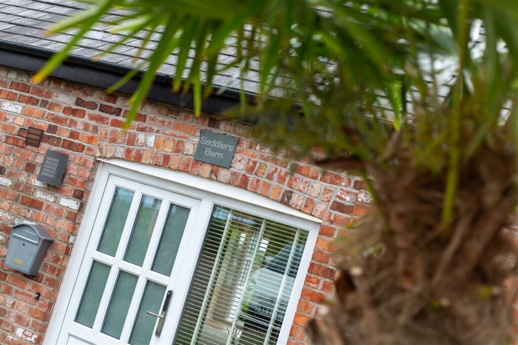 Additional image 87 of Saddlers Barn, Plodder Lane, Bolton