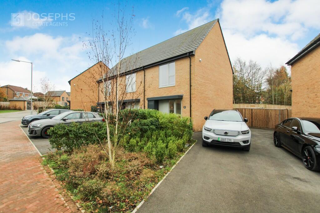 Fenton Way, Bolton, Greater Manchester, BL3