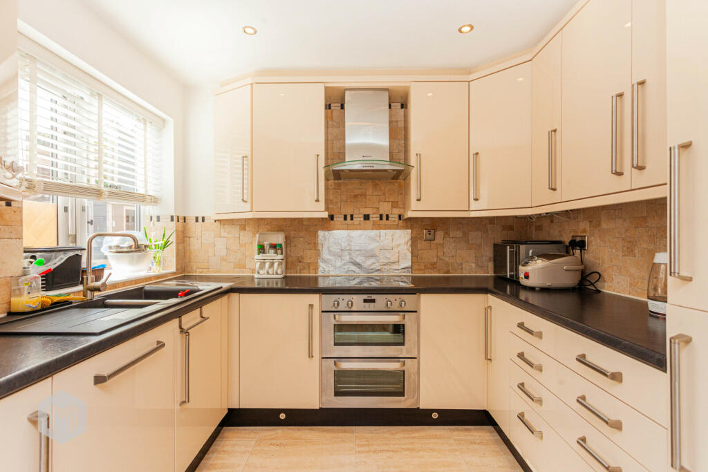 Additional image 2 of Avondale Drive, Ramsbottom, Bury, Greater Manchester, BL0 9SJ