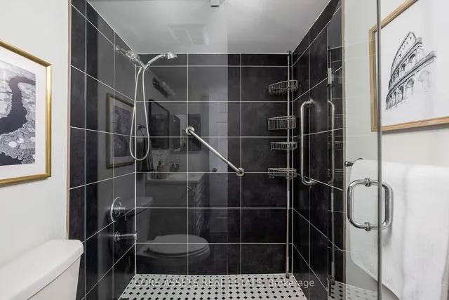 Additional image 19 of 70 Mill St Unit 810