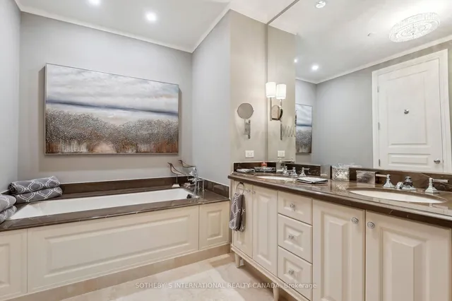 Additional image 32 of 183 Wellington St Unit 2902