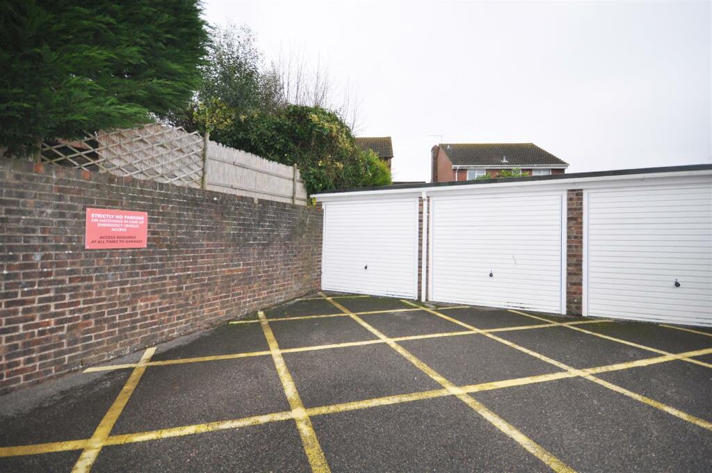 Additional image 8 of Summerfields Avenue, Hailsham