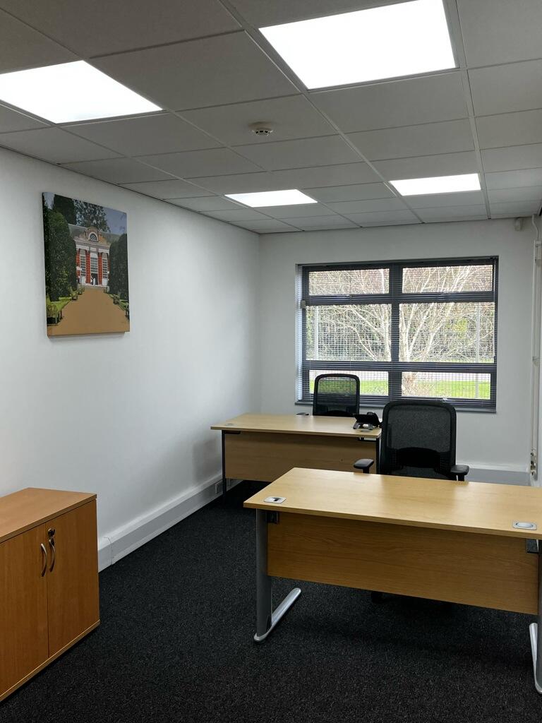 Additional image 5 of Unit 08 Basepoint Business Centre, Bournemouth International Airport, Aviation Park West, Hurn, Christchurch, Dorset